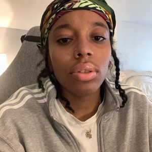 Meet your Posher, Jada